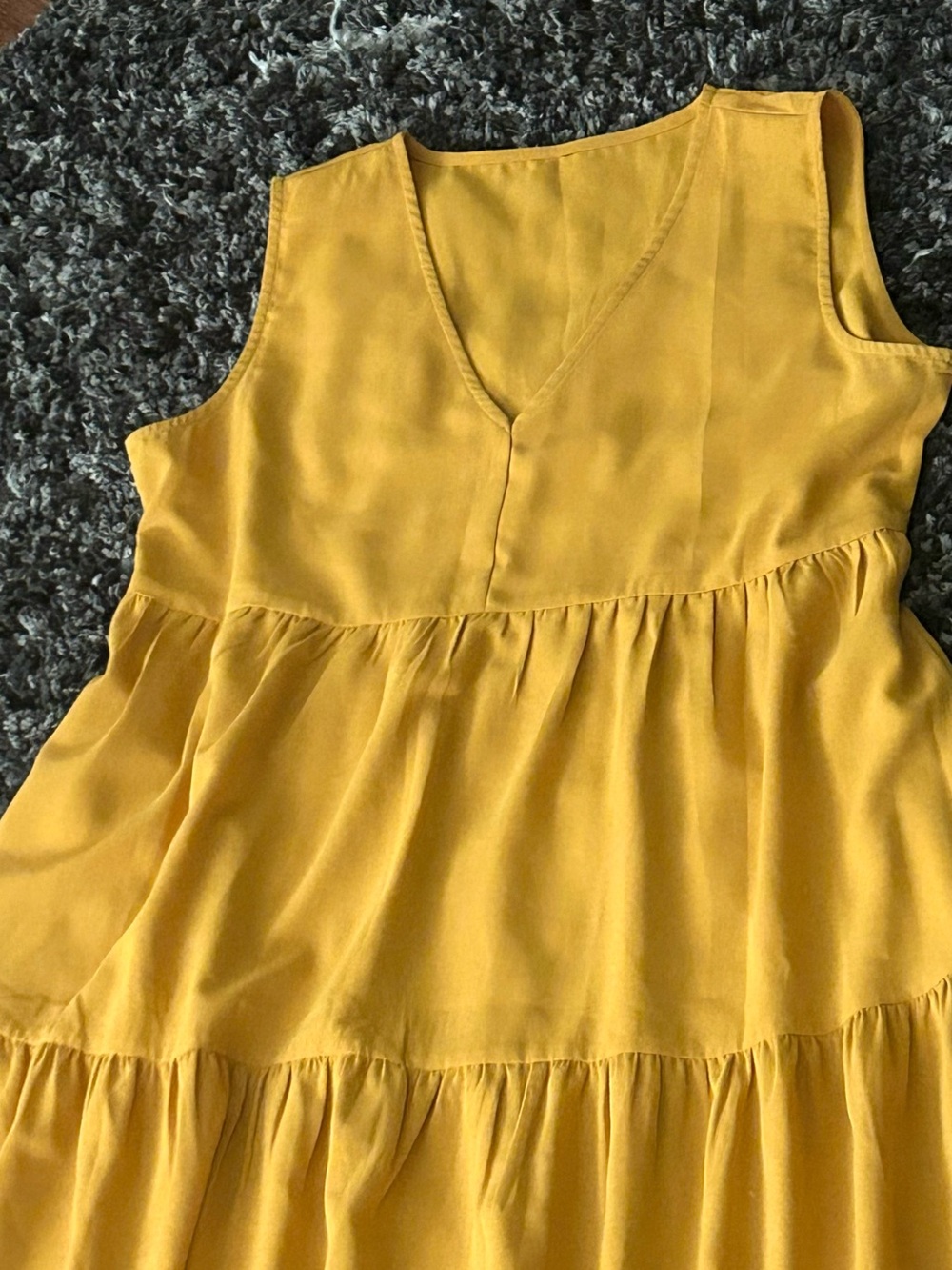 Dress - Picture 6 of 7